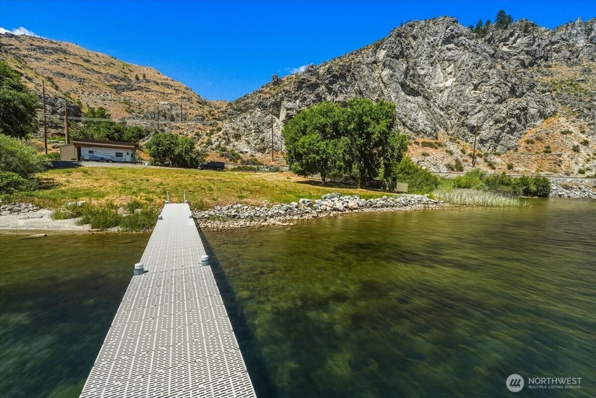200 Stayman Flats Road Chelan, WA 98816 - Photo 1 of 35