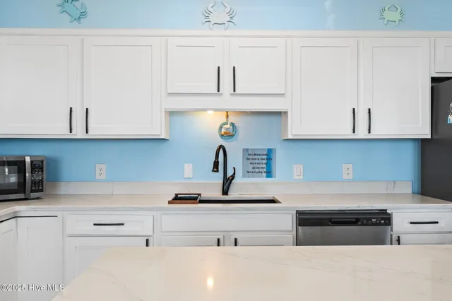 $1,549,000 | 599 Ocean Boulevard West, Holden Beach, NC 28462