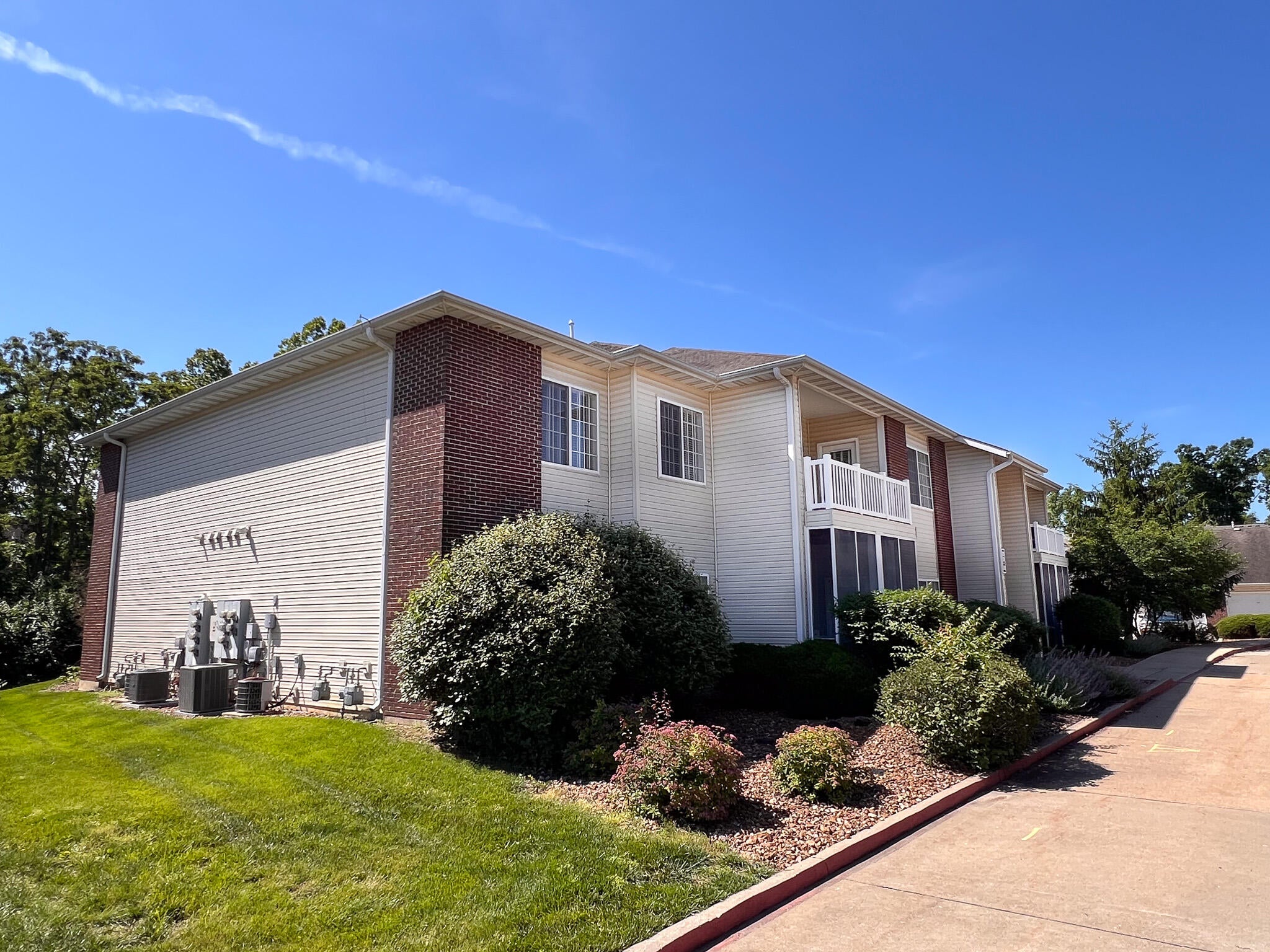 1100 Kennesaw Ridge Road, Unit 1005 Columbia, MO 65202 - Photo 1 of 29 IMG_8015