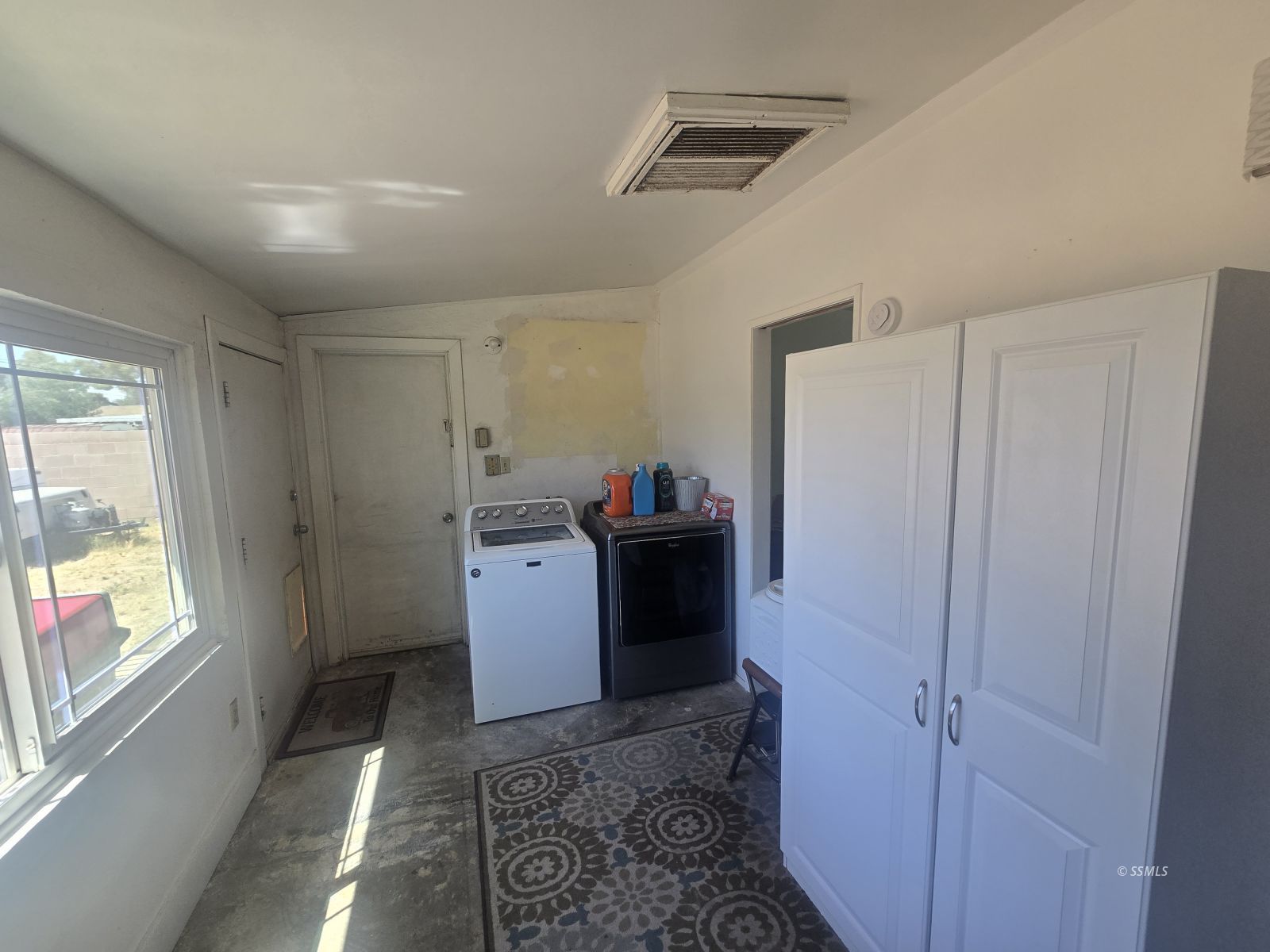 233 South Springside Street Ridgecrest, CA 93555 - Photo 20 of 23