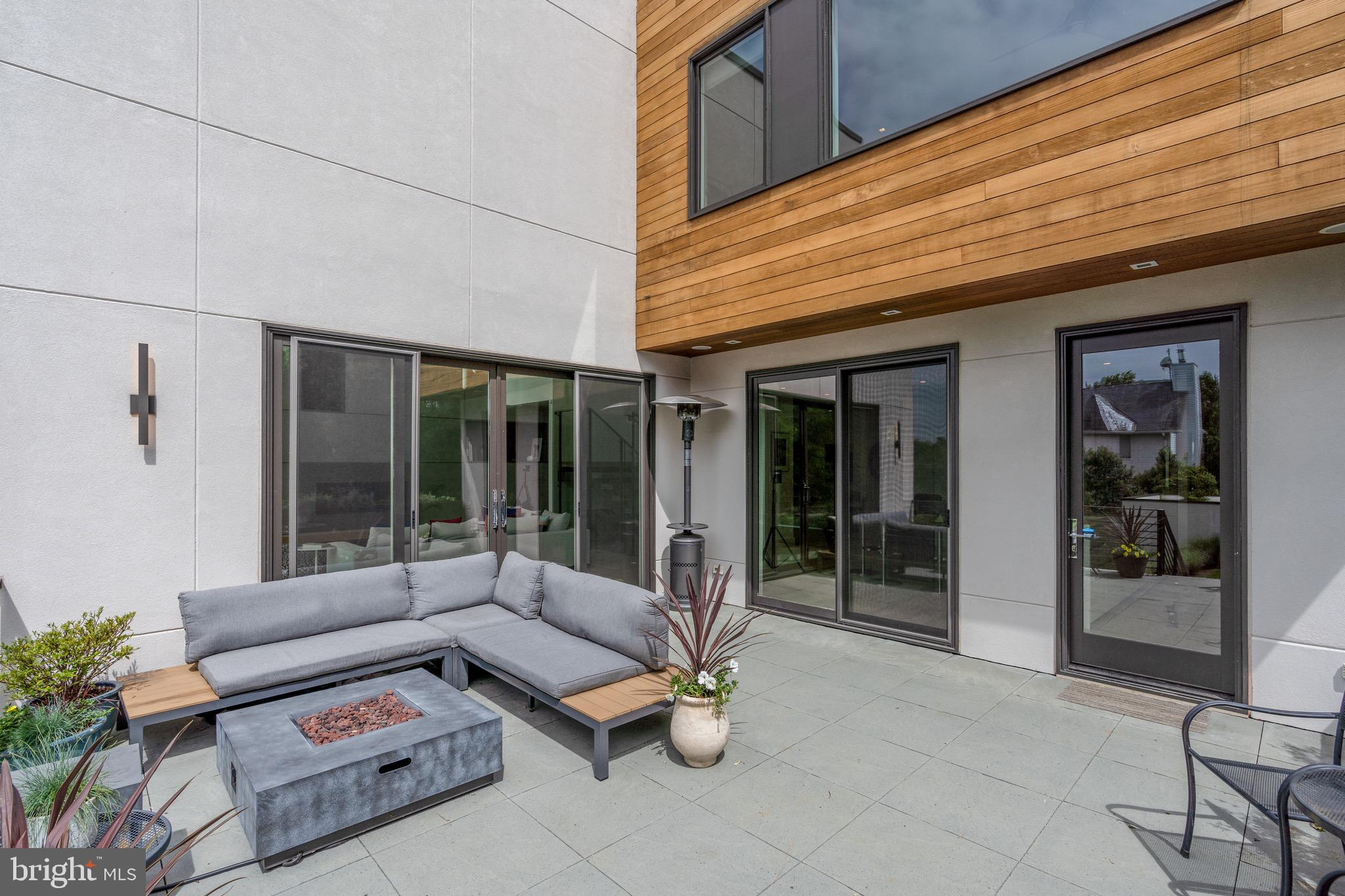 4834 W Street Northwest Washington, DC 20007 - Photo 12 of 36 Terrace off kitchen