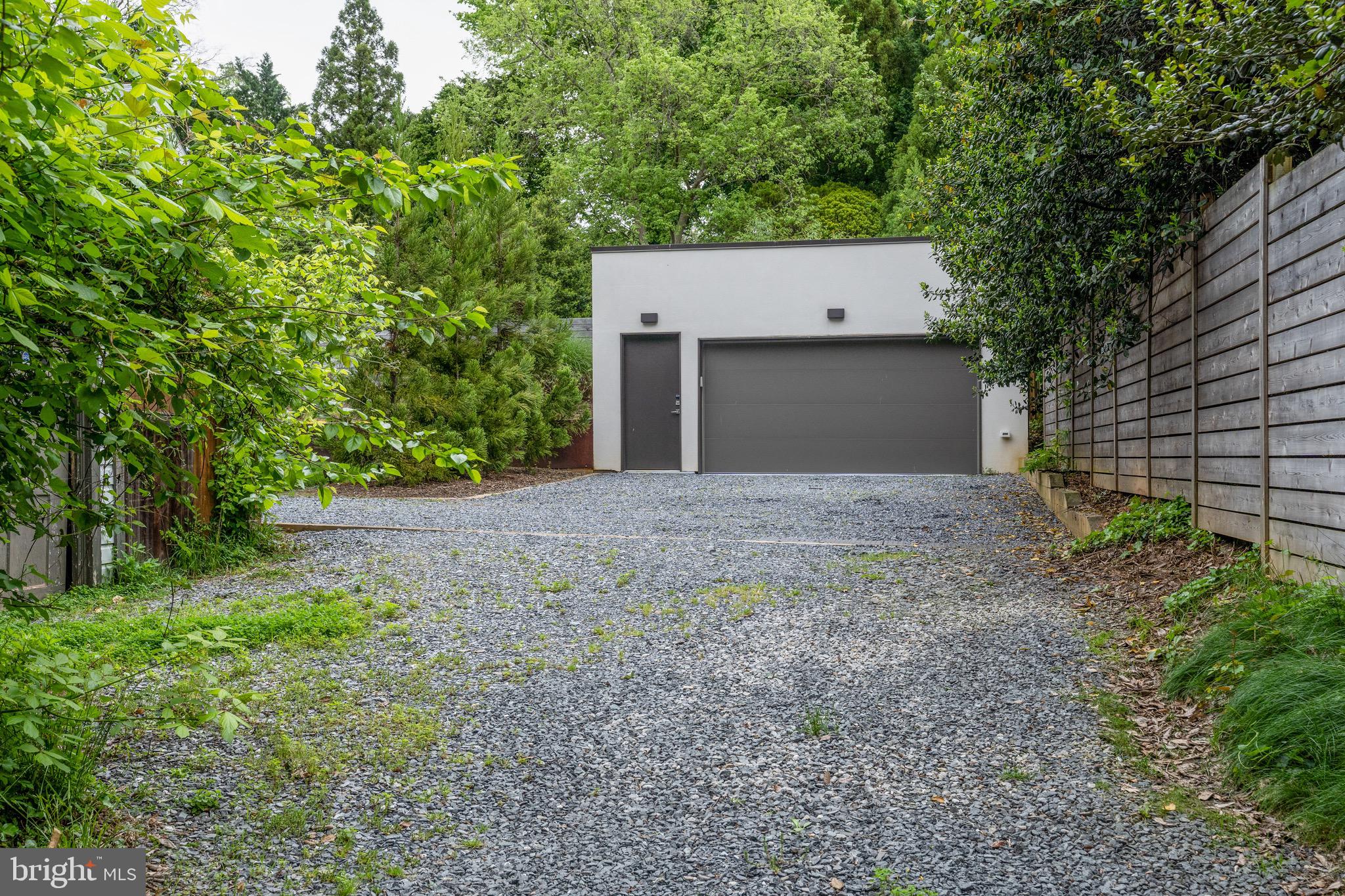 4834 W Street Northwest Washington, DC 20007 - Photo 35 of 36 Driveway
