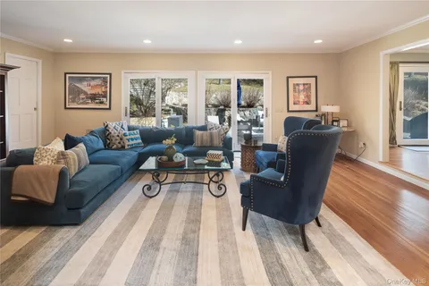 $1,680,000 | 230 Ridgecrest Road, Briarcliff Manor, NY 10510