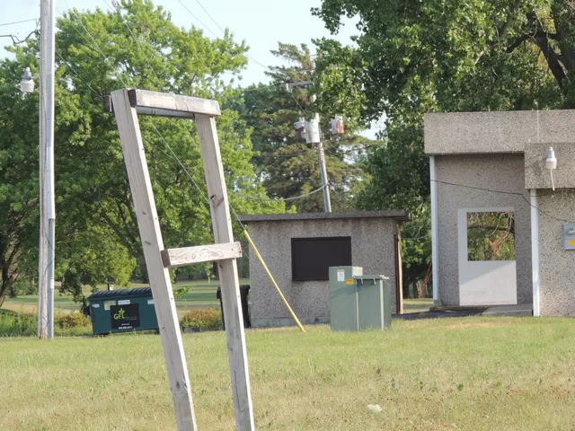 $109,900 | 1110 East Main Street, Omro, WI 54963