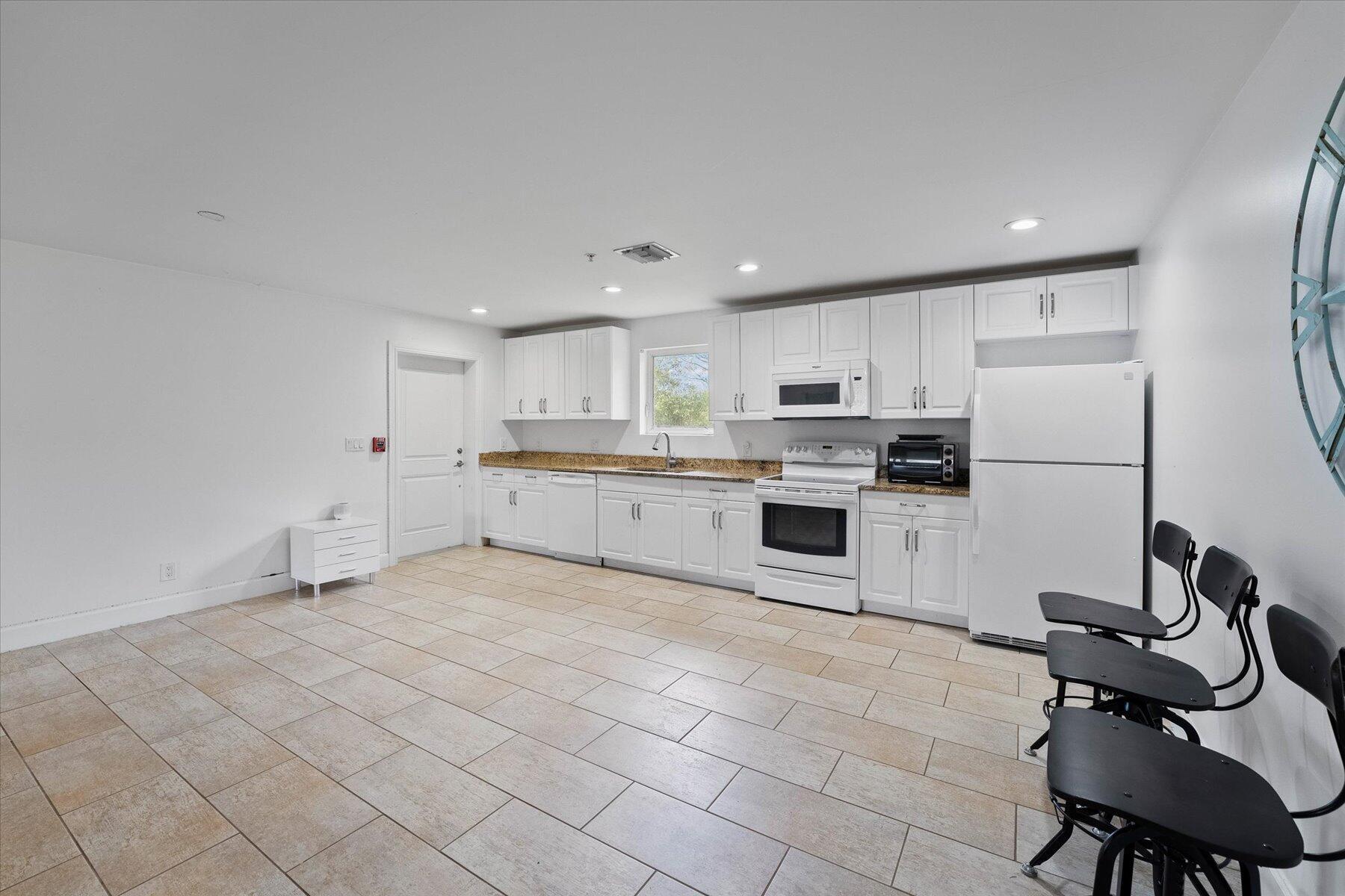 3794 Shutterfly Way Wellington, FL 33414 - Photo 58 of 92 065-044-DSC07384