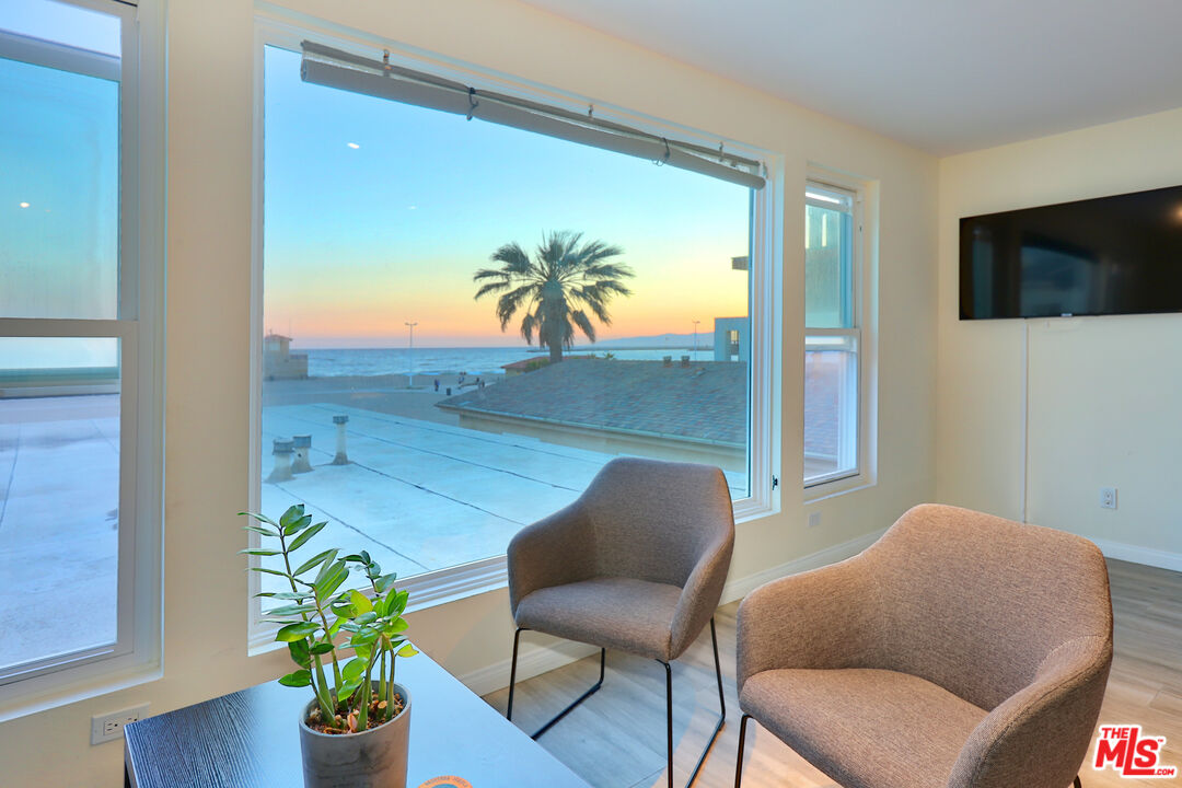6947 Trolleyway South Playa del Rey, CA 90293 - Photo 20 of 35 Gallery Image 20