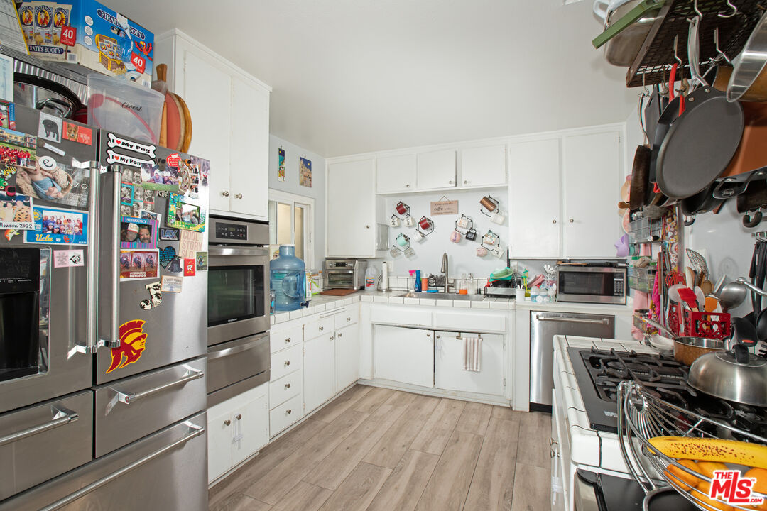 6947 Trolleyway South Playa del Rey, CA 90293 - Photo 23 of 35 Gallery Image 23