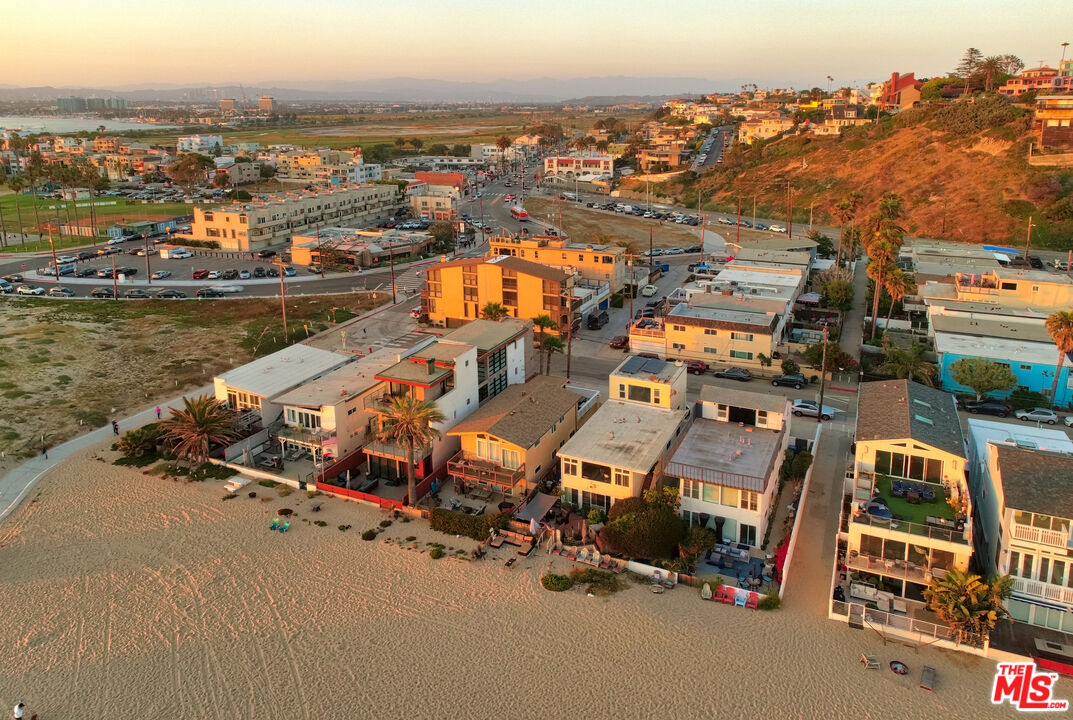 6947 Trolleyway South Playa del Rey, CA 90293 - Photo 33 of 35 Gallery Image 33