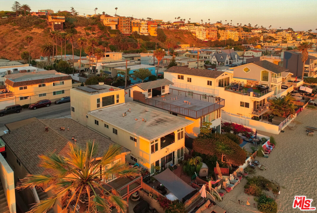 6947 Trolleyway South Playa del Rey, CA 90293 - Photo 4 of 35 Gallery Image 4