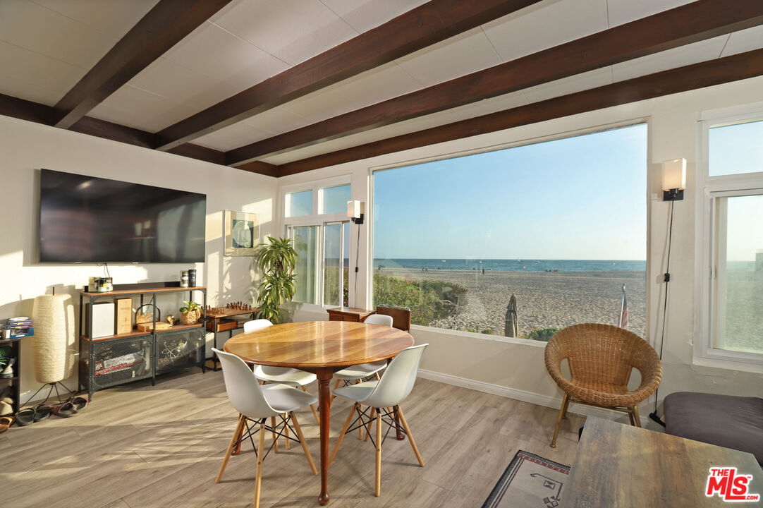 6947 Trolleyway South Playa del Rey, CA 90293 - Photo 6 of 35 Gallery Image 6