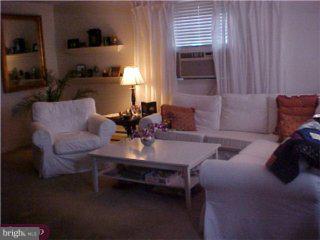 27 Bobbin Mill Road Media, PA 19063 - Photo 2 of 6