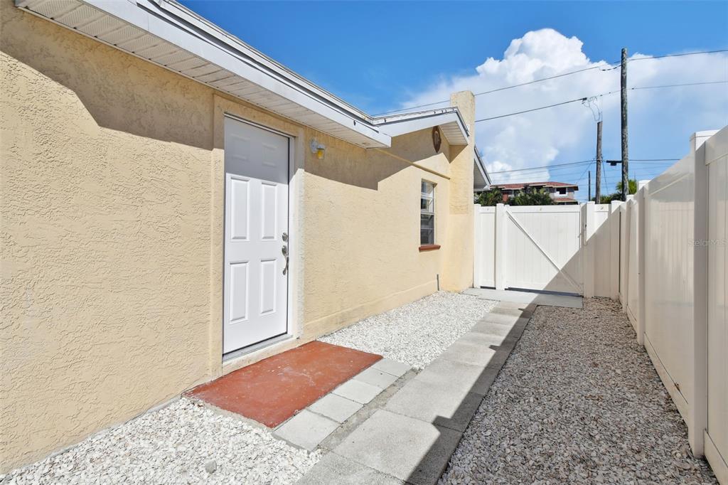 223 148th Avenue Madeira Beach, FL 33708 - Photo 19 of 53