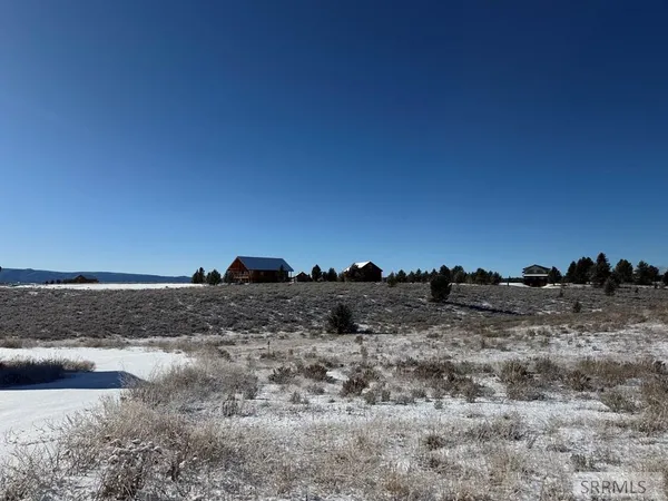 $174,900 | 3990 David Drive, Island Park, ID 83429