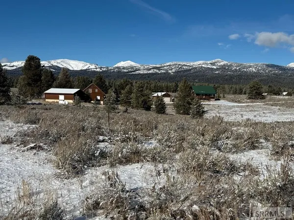 $174,900 | 3990 David Drive, Island Park, ID 83429