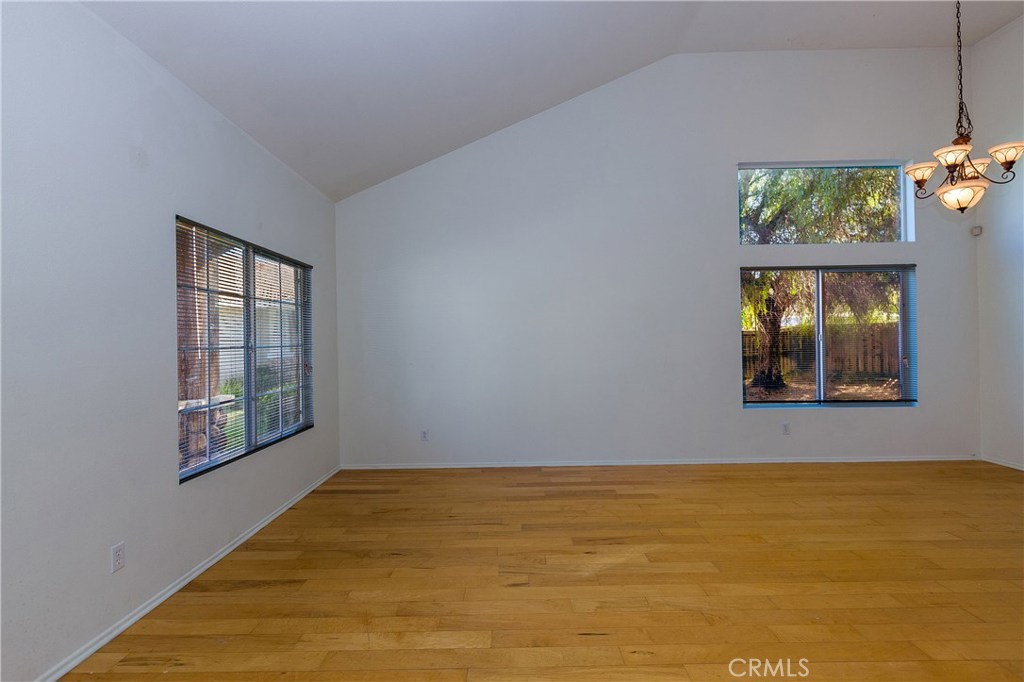 1430 Jewelstone Circle Hemet, CA 92545 - Photo 4 of 26 living room dining room