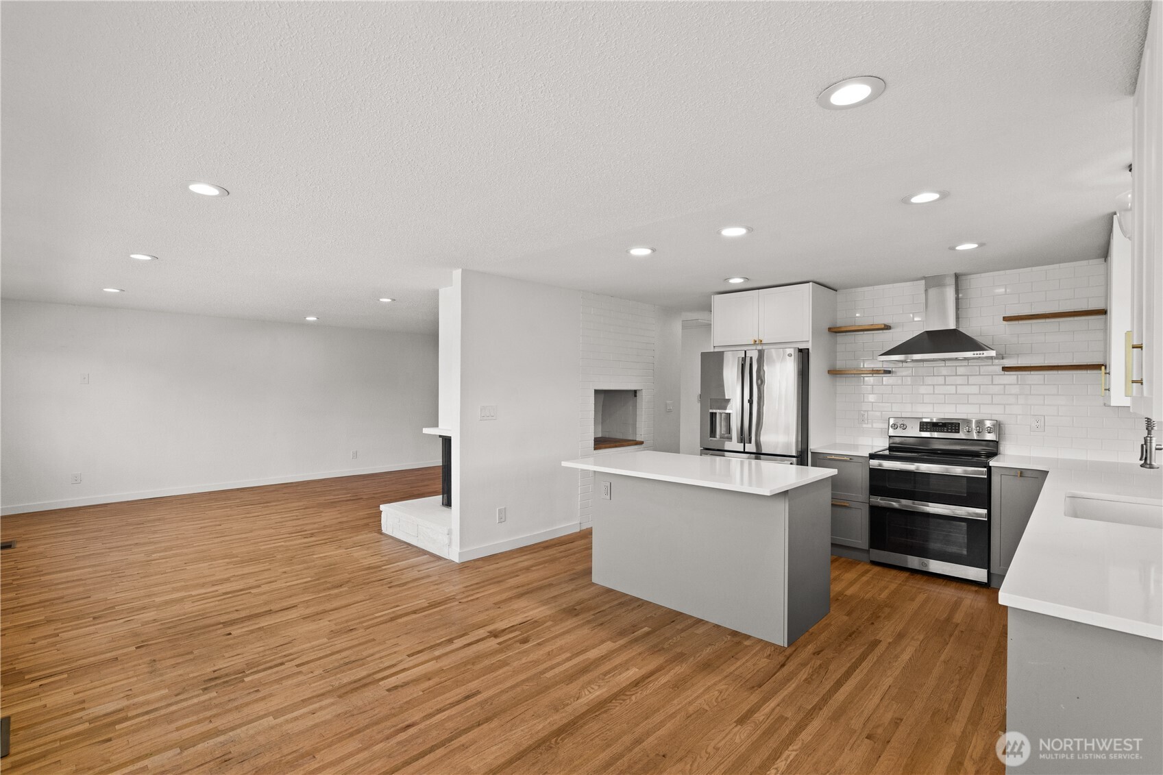 4019 Robin Road West University Place, WA 98466 - Photo 17 of 40 Gallery Image 17