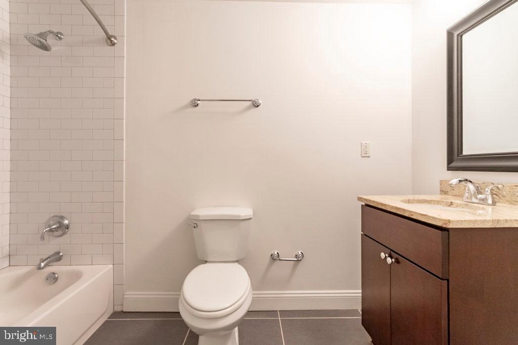 1311 Spruce Street, Unit 103 Philadelphia, PA 19107 - Photo 6 of 7