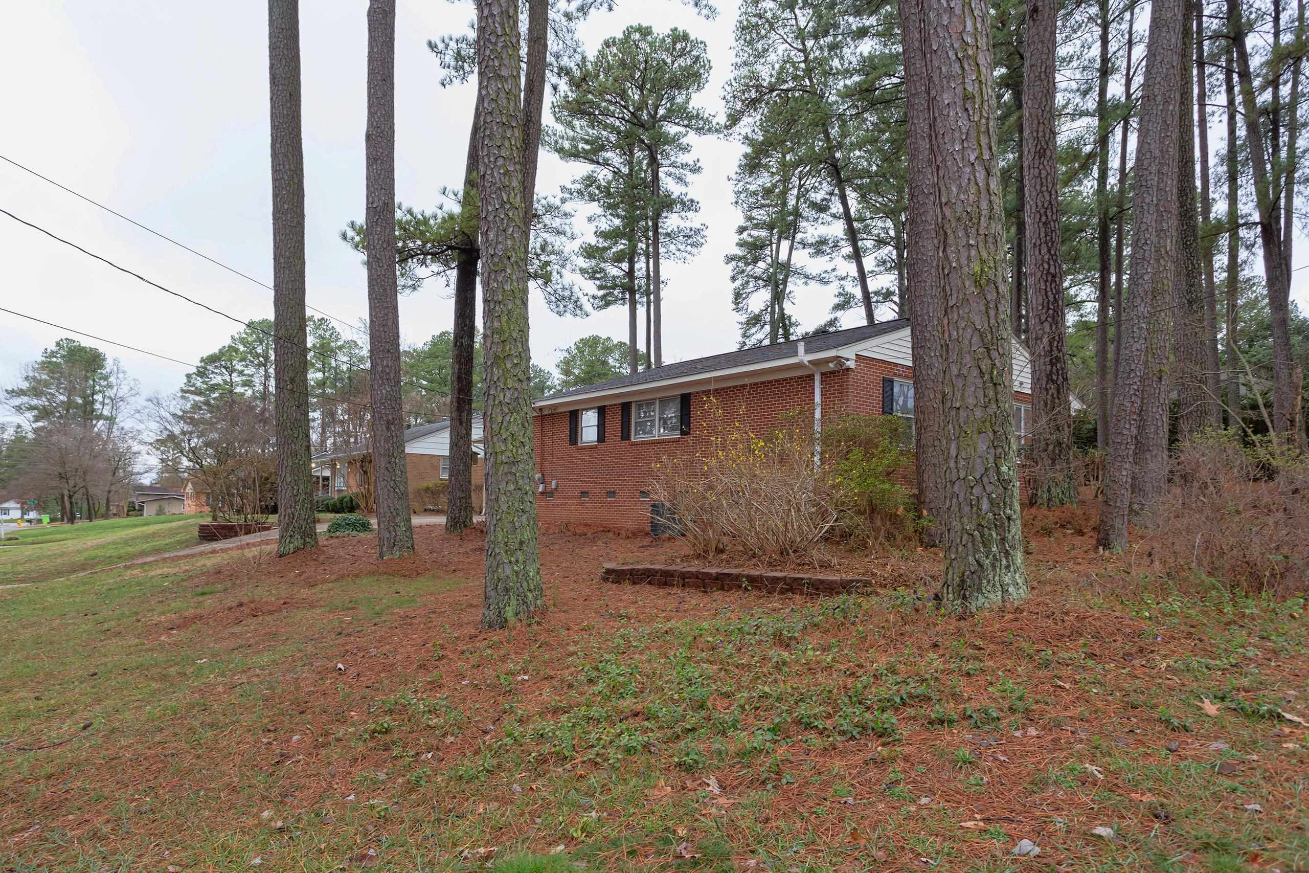 624 East Millbrook Road Raleigh, NC 27609 - Photo 30 of 30 Photo 30