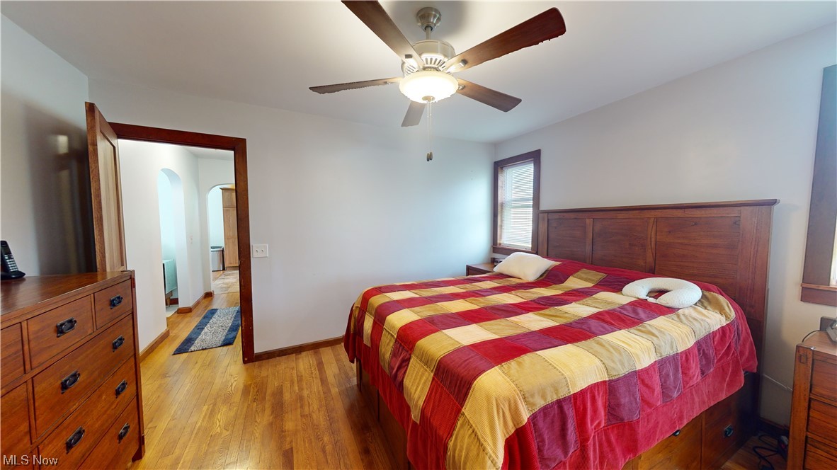 14810 Chardon-Windsor Road Chardon, OH 44024 - Photo 15 of 34 Hardwood floored, ceiling fan