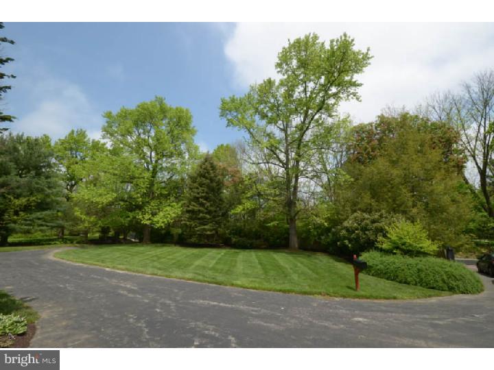 1300 North Valley Road Malvern, PA 19355 - Photo 24 of 24 Driveway