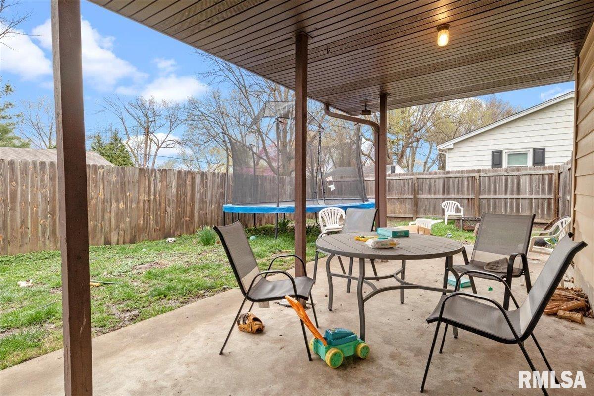 231 Dickinson Road Springfield, IL 62704 - Photo 28 of 29