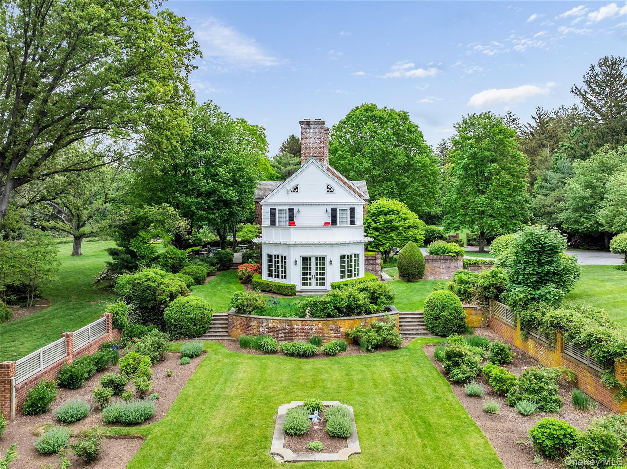 52 Piping Rock Road Locust Valley, NY 11560 - Photo 25 of 27