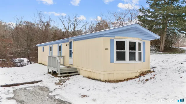 $49,900 | 371 Chesterfield Road, Oakdale, CT 06370