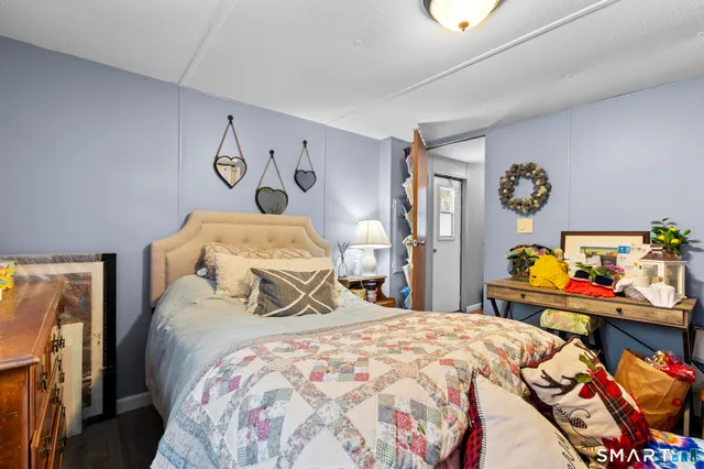 $49,900 | 371 Chesterfield Road, Oakdale, CT 06370