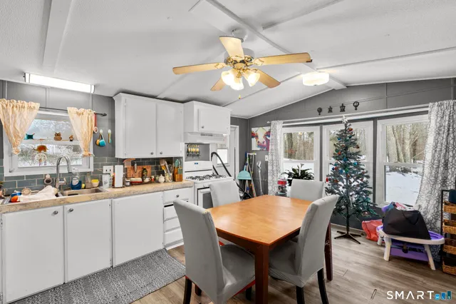 $49,900 | 371 Chesterfield Road, Oakdale, CT 06370