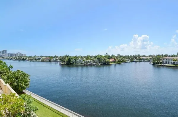 $11,800 | 20165 Northeast 39th Place, Unit 403, Aventura, FL 33180