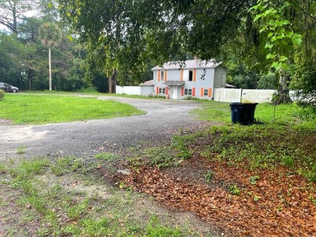 103 Deen Road Bunnell, FL 32110 - Photo 10 of 12 driveway