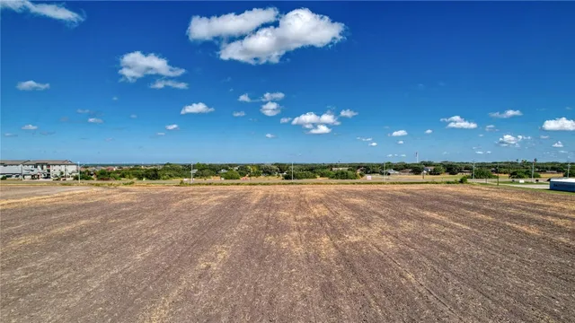 $3,999,999 | 0 Northwest Pinnacle Boulevard, Robstown, TX 78380