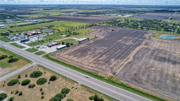 $3,999,999 | 0 Northwest Pinnacle Boulevard, Robstown, TX 78380