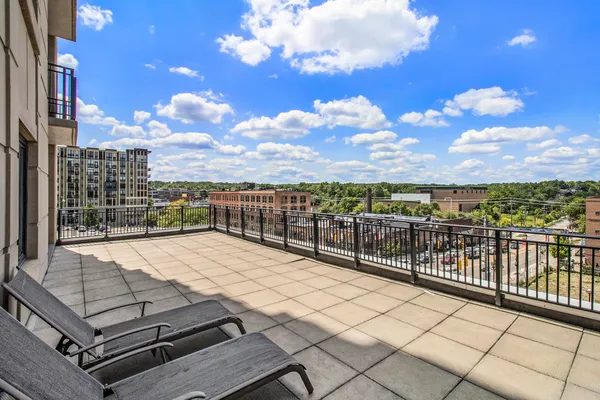 $3,800 | 111 North Ashley Street, Unit 302, Ann Arbor, MI 48104