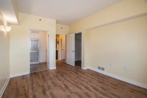 $3,800 | 111 North Ashley Street, Unit 302, Ann Arbor, MI 48104