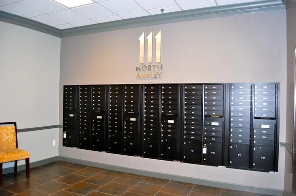 $3,800 | 111 North Ashley Street, Unit 302, Ann Arbor, MI 48104