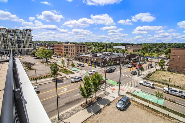 $3,800 | 111 North Ashley Street, Unit 302, Ann Arbor, MI 48104