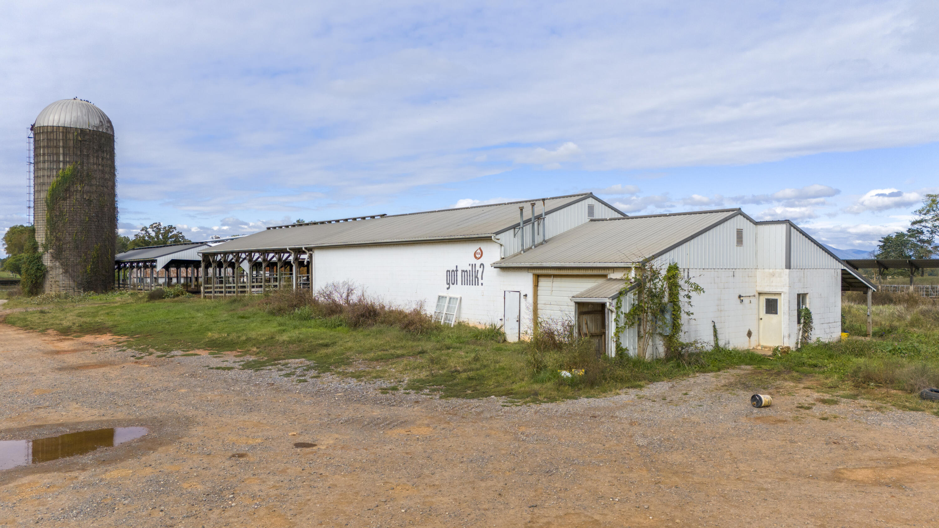 9961 Falling Creek Road Huddleston, VA 24104 - Photo 5 of 39