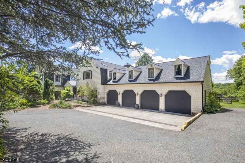 13 Farmersville Road Califon, NJ 07830 - Photo 5 of 29 Gallery Image 5