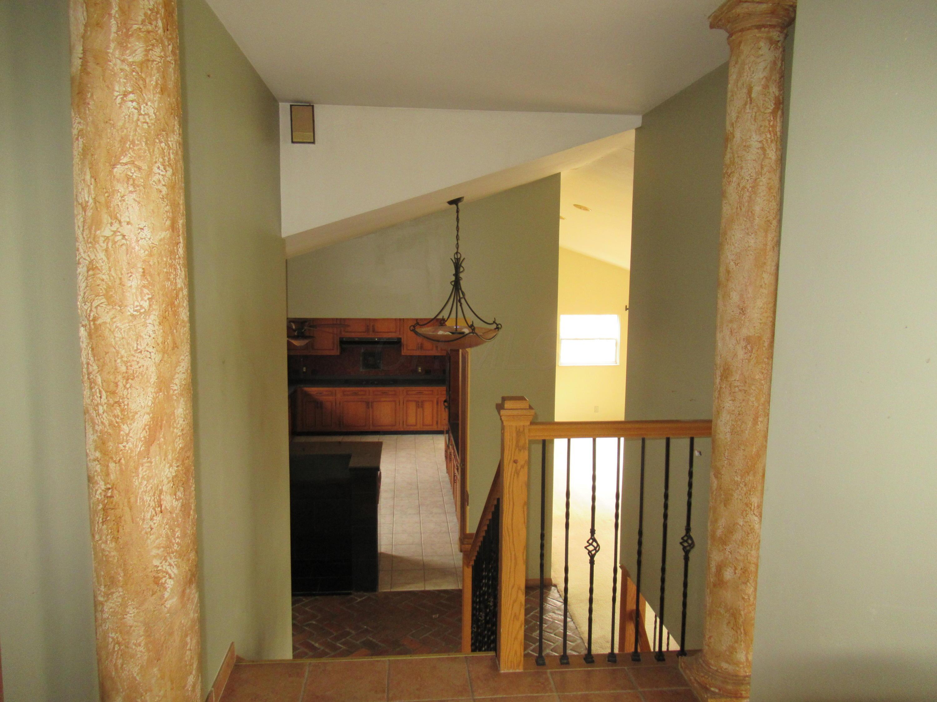 3801 Sunbury Road Columbus, OH 43219 - Photo 12 of 43 Gallery Image 12