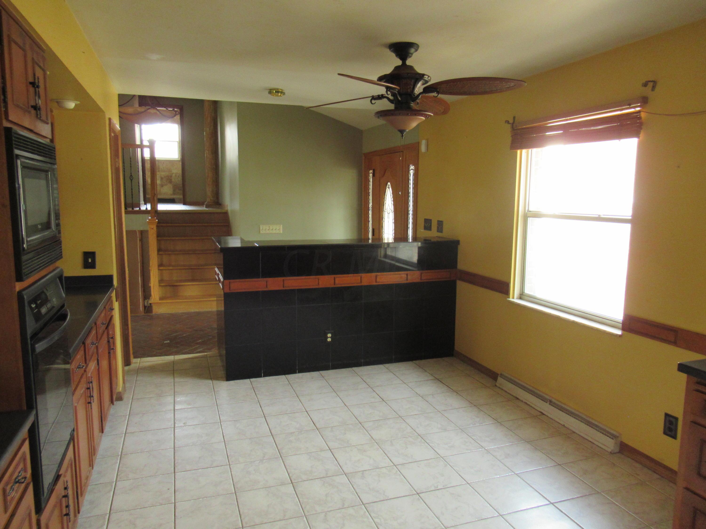 3801 Sunbury Road Columbus, OH 43219 - Photo 15 of 43 Gallery Image 15