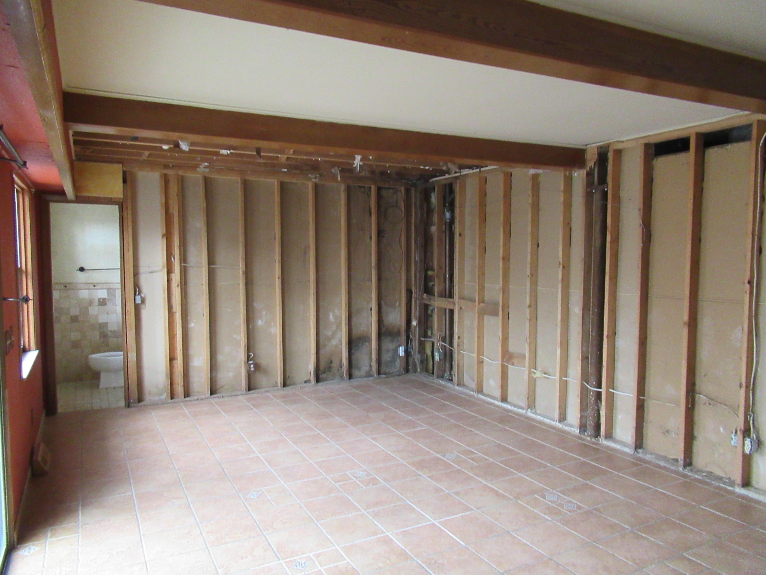 3801 Sunbury Road Columbus, OH 43219 - Photo 20 of 43 Gallery Image 20