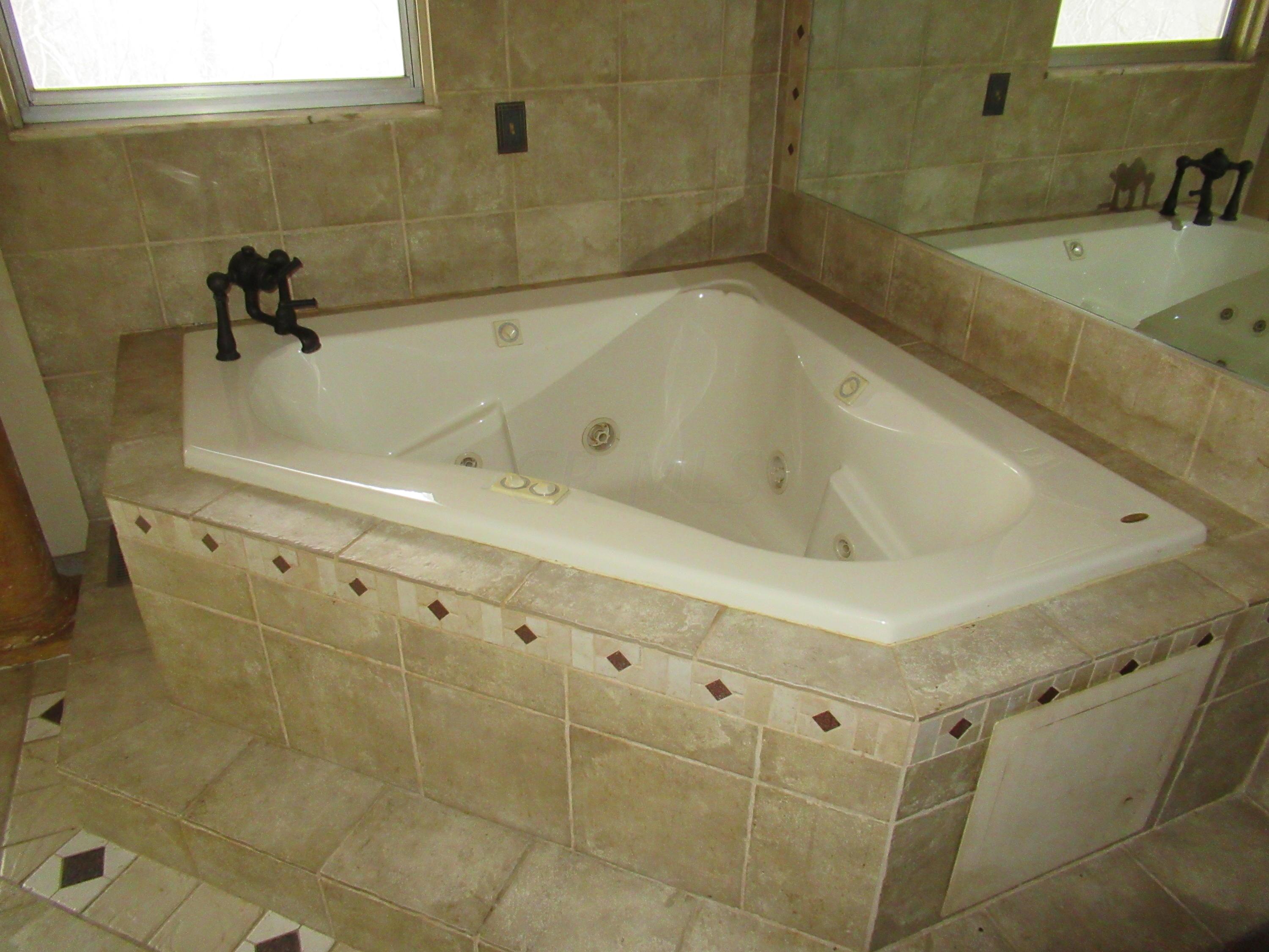 3801 Sunbury Road Columbus, OH 43219 - Photo 26 of 43 Gallery Image 26