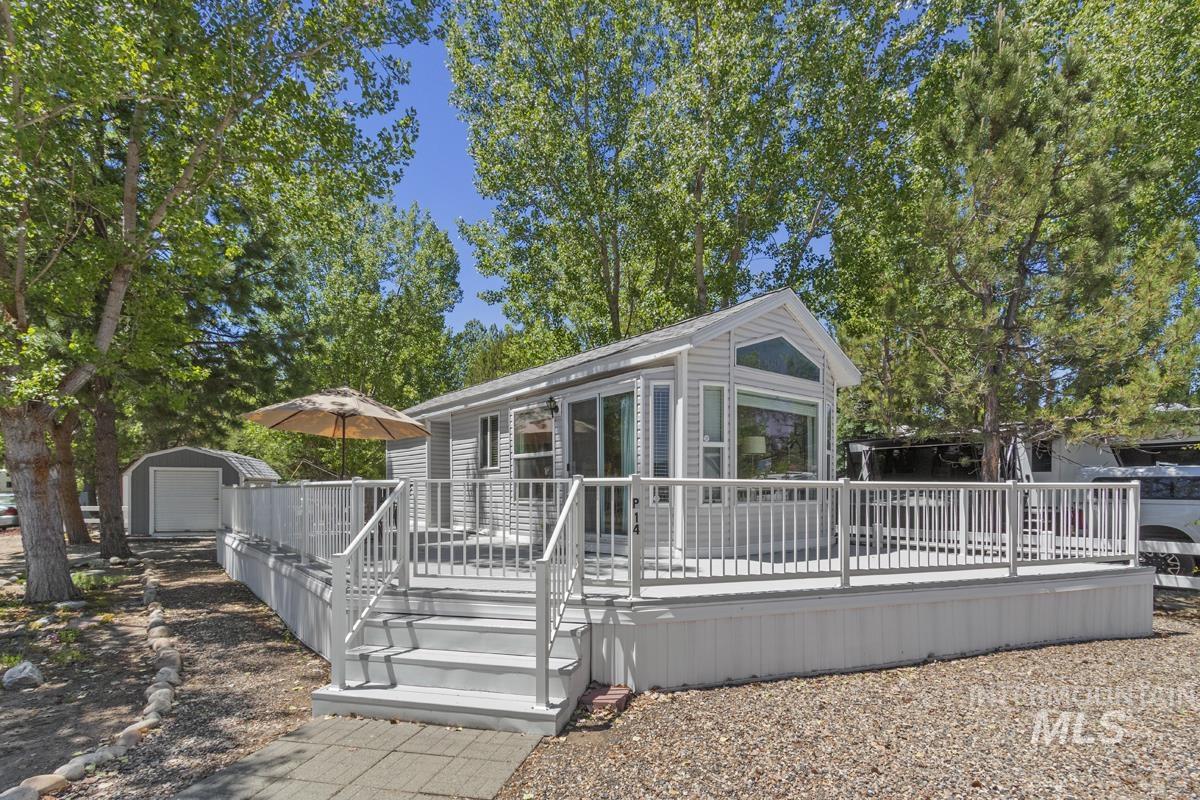 14 P Street Cascade, ID 83611 - Photo 4 of 21