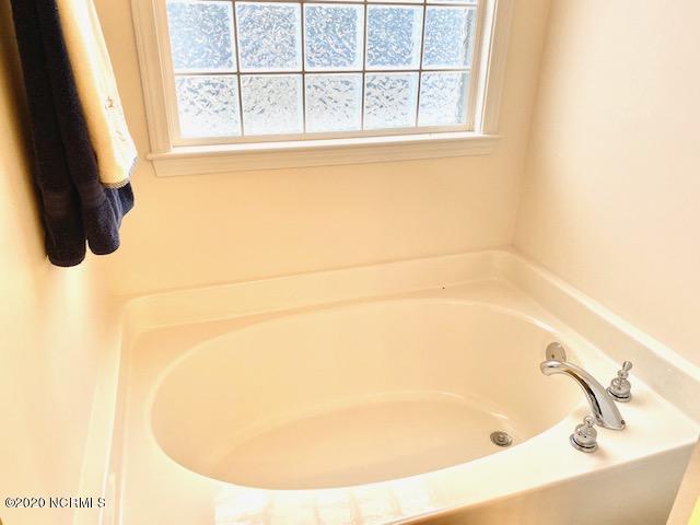 200 Old Tom Morris Road Garland, NC 28441 - Photo 18 of 38 Master Bath Soaking Tub