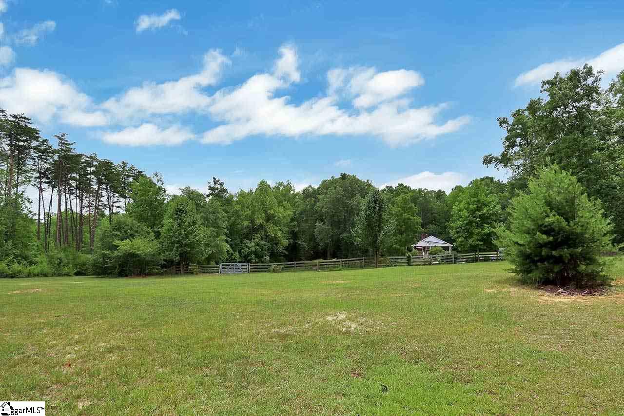 2131 State Park Road Greenville, SC 29609 - Photo 5 of 36 Gallery Image 5