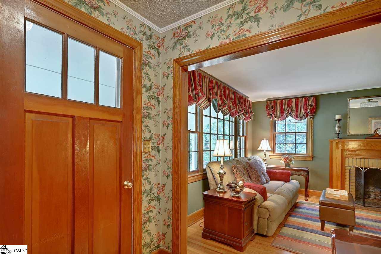 2131 State Park Road Greenville, SC 29609 - Photo 6 of 36 Gallery Image 6