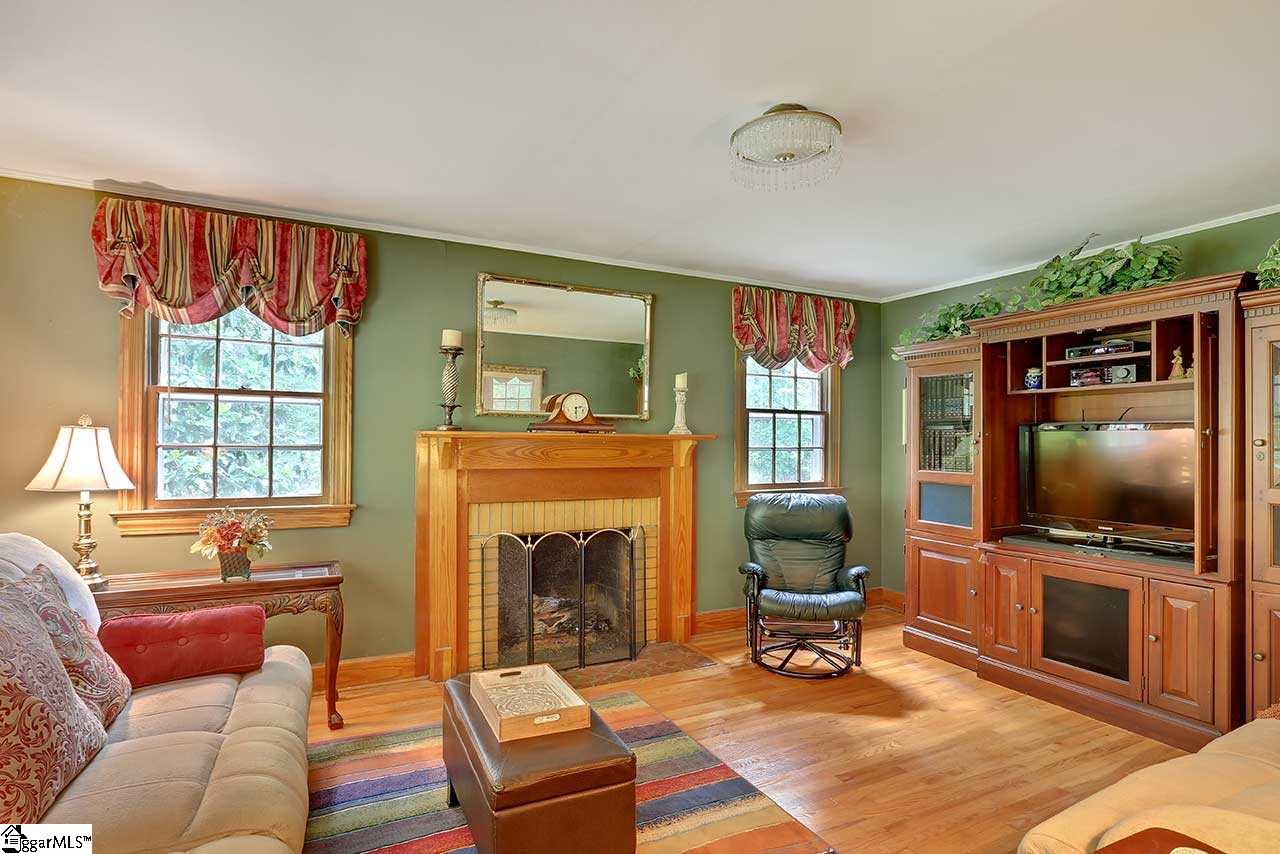 2131 State Park Road Greenville, SC 29609 - Photo 7 of 36 Gallery Image 7