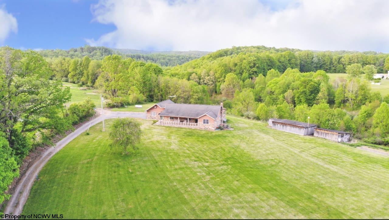 1077 Hinkle Road Grafton, WV 26354 - Photo 8 of 30 Gallery Image 8