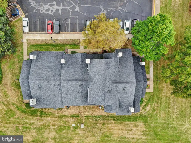 a picture of a refrigerator in a white wall